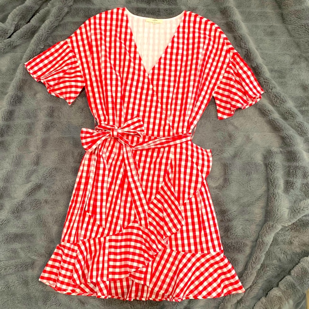 Wrap, red checked, tie belt dress!